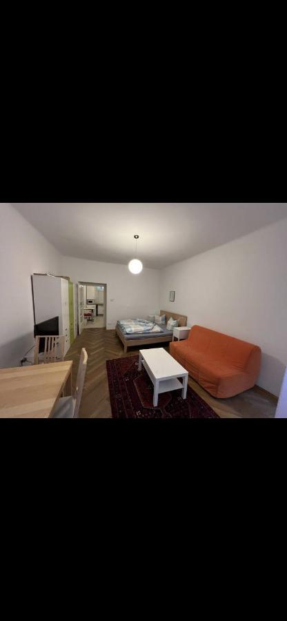 Apartament Cosy Close To City Center Wiedeń
